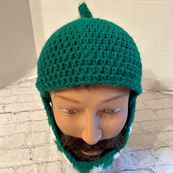 SIR KNIGHT HELMET GREEN AND WHITE CROCHET HAT - Picture 6 of 10